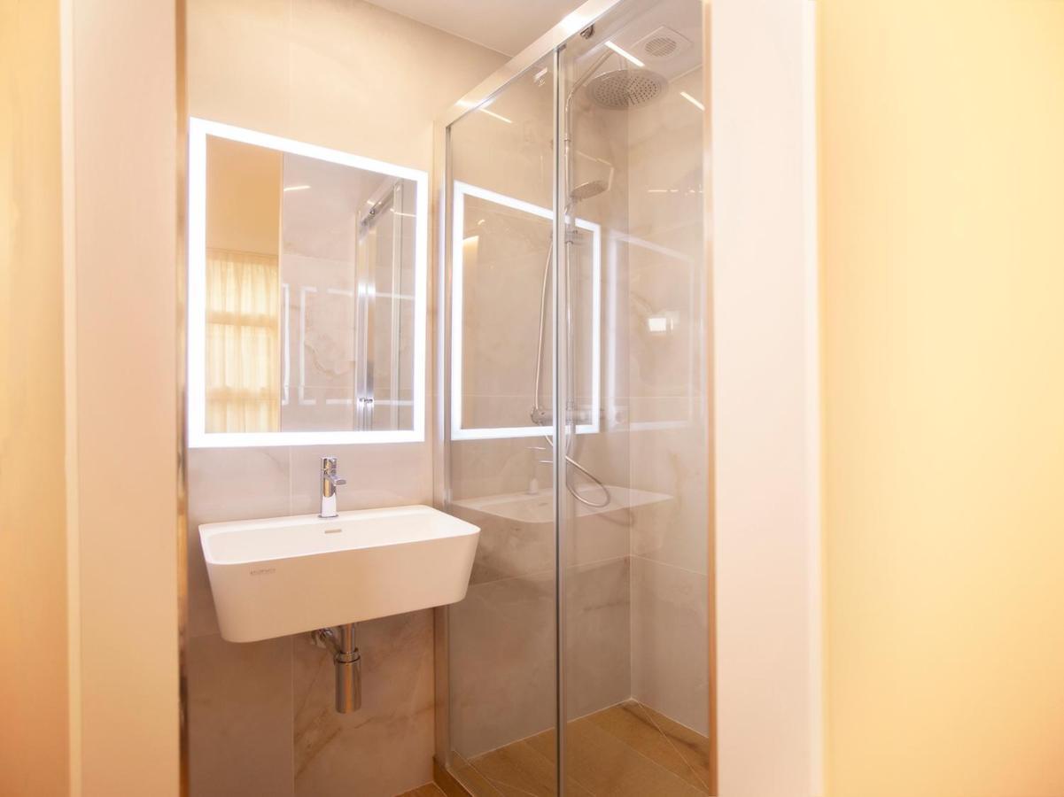 Apartamentos Reina Victoria Santander Exteriér fotografie